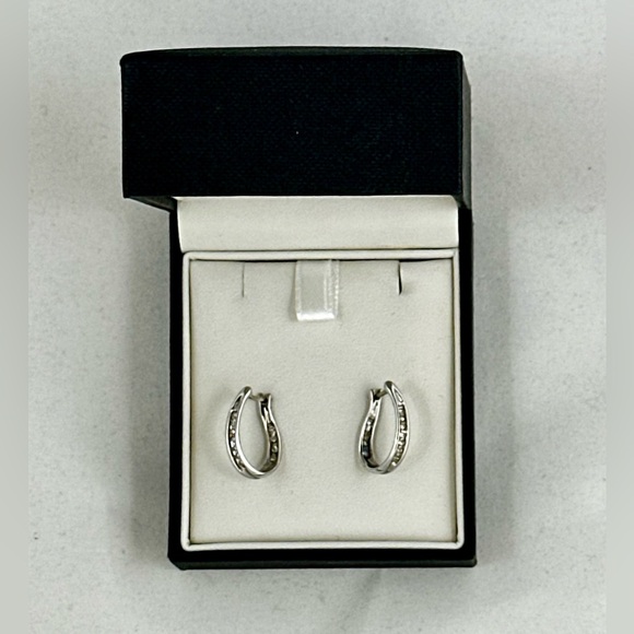 Ersten Jones diamond earrings *matching necklace available* white gold diamonds - Picture 3 of 8